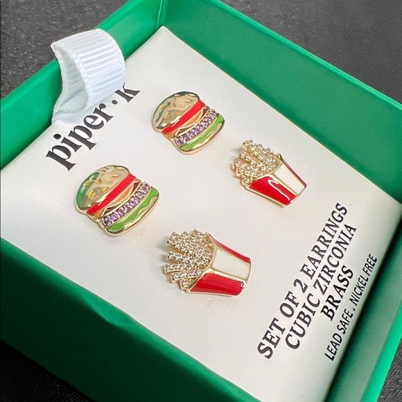 Piper K | Fun Food Earrings Set 🍔🍟 - Picture 4 of 5